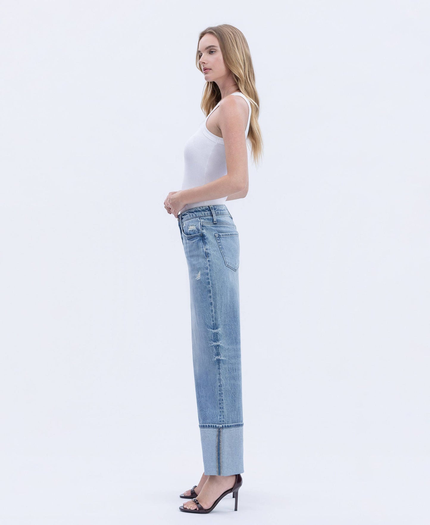 HIGH RISE CUFFED WIDE LEG JEANS