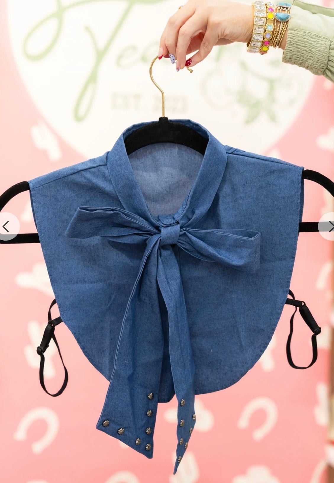 DENIM BOW CORPORATE COLLAR