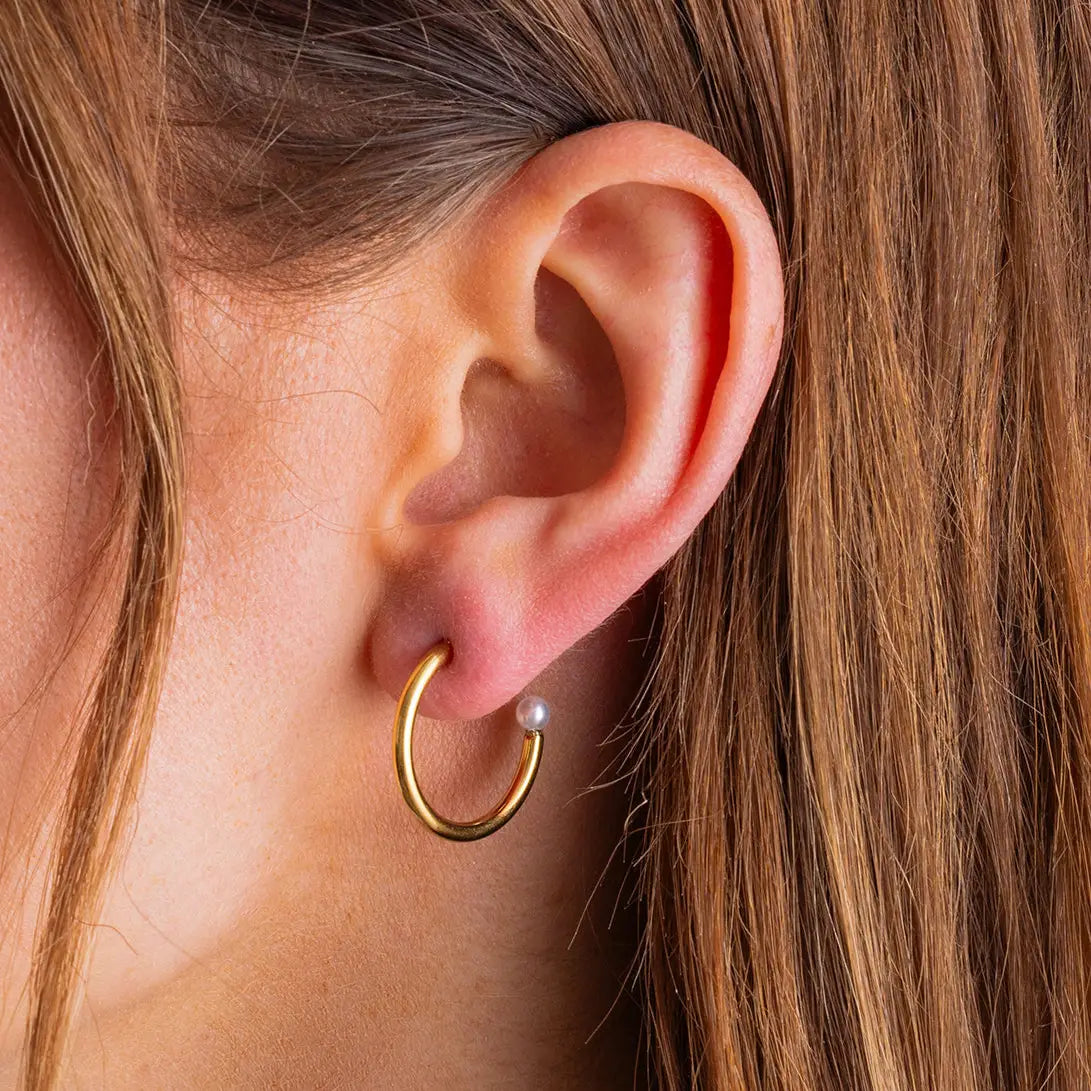 Alexis Pearl Tip Hoop Earrings