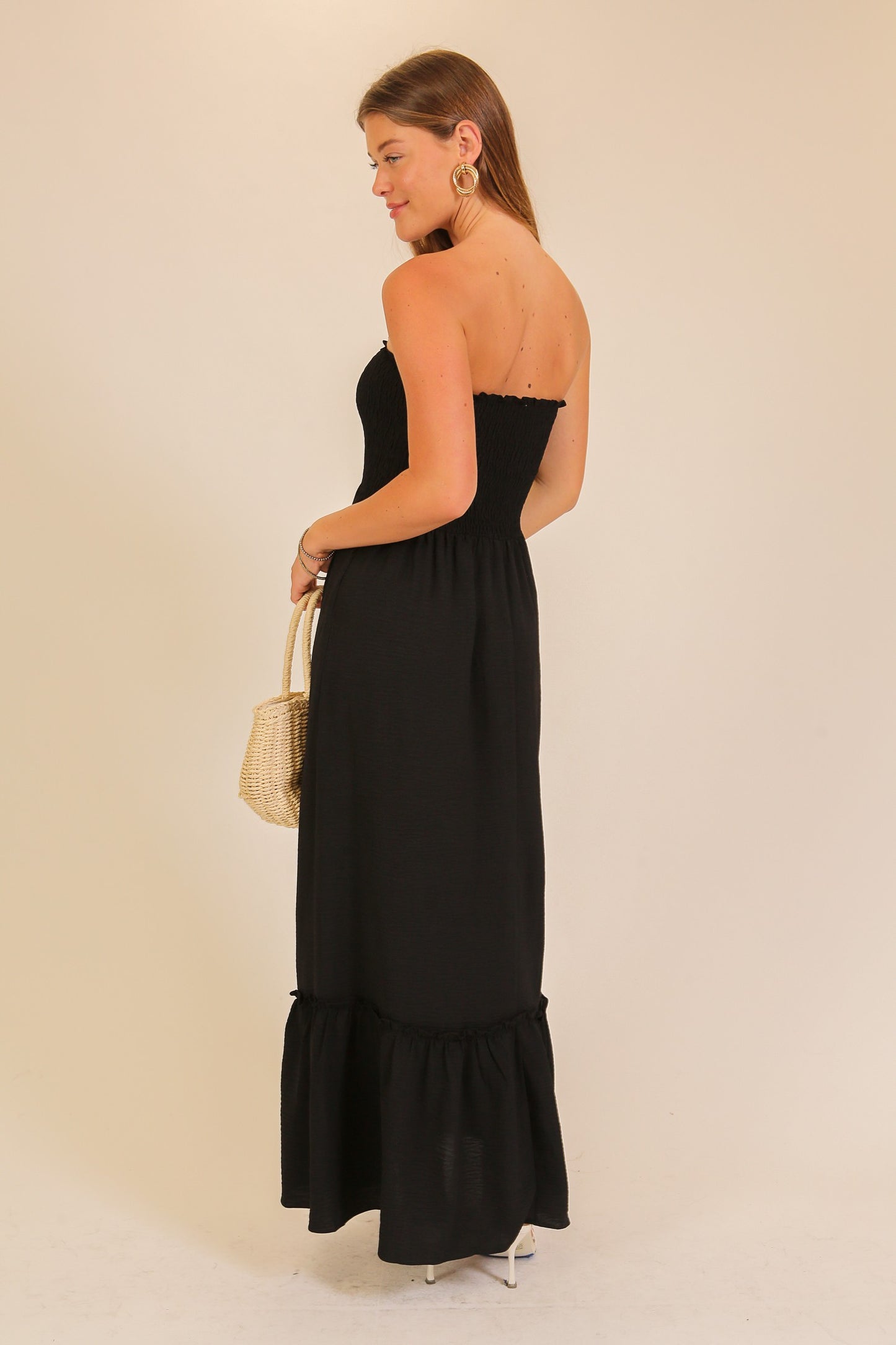 MIDNIGHT ESCAPE MAXI DRESS