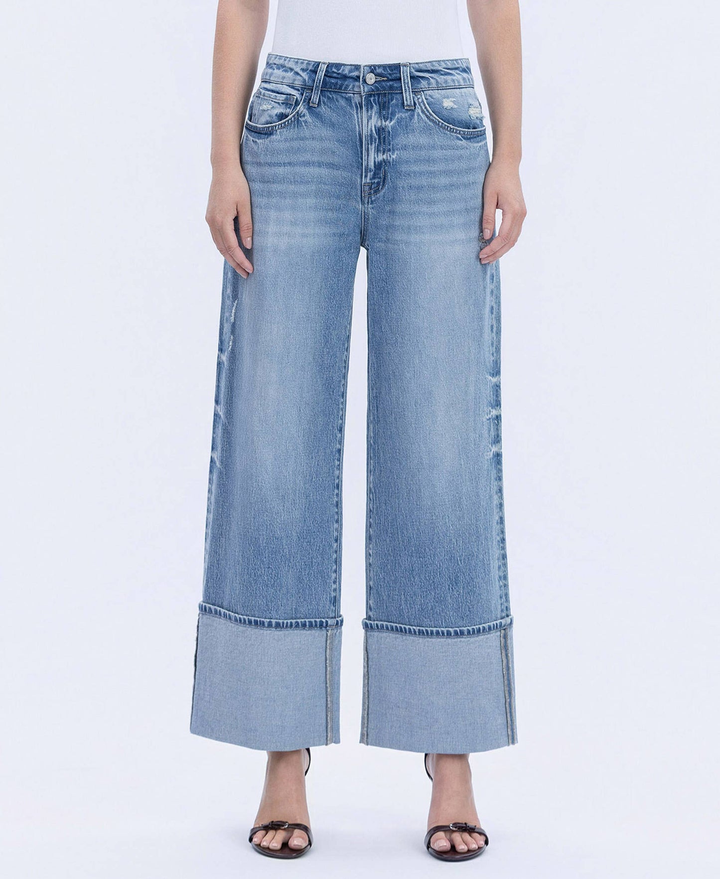 HIGH RISE CUFFED WIDE LEG JEANS