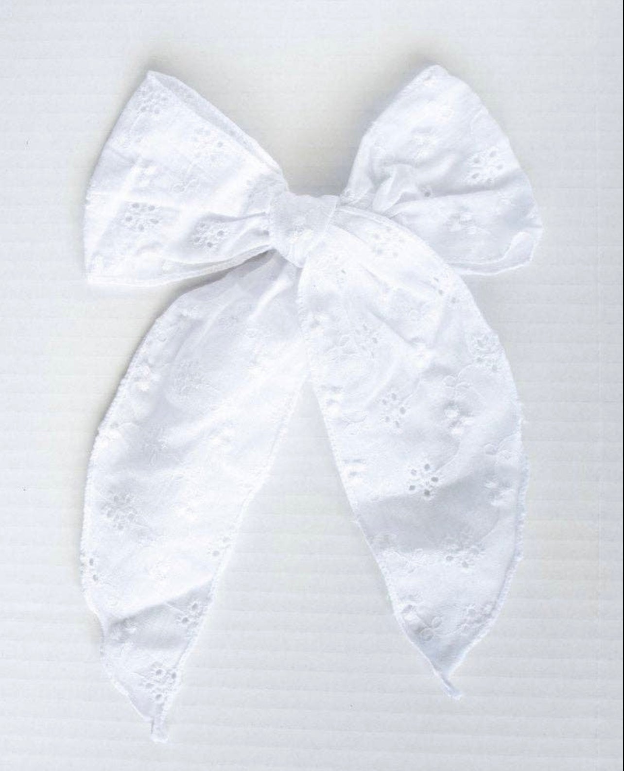 Eloise Eyelet Clip Bow