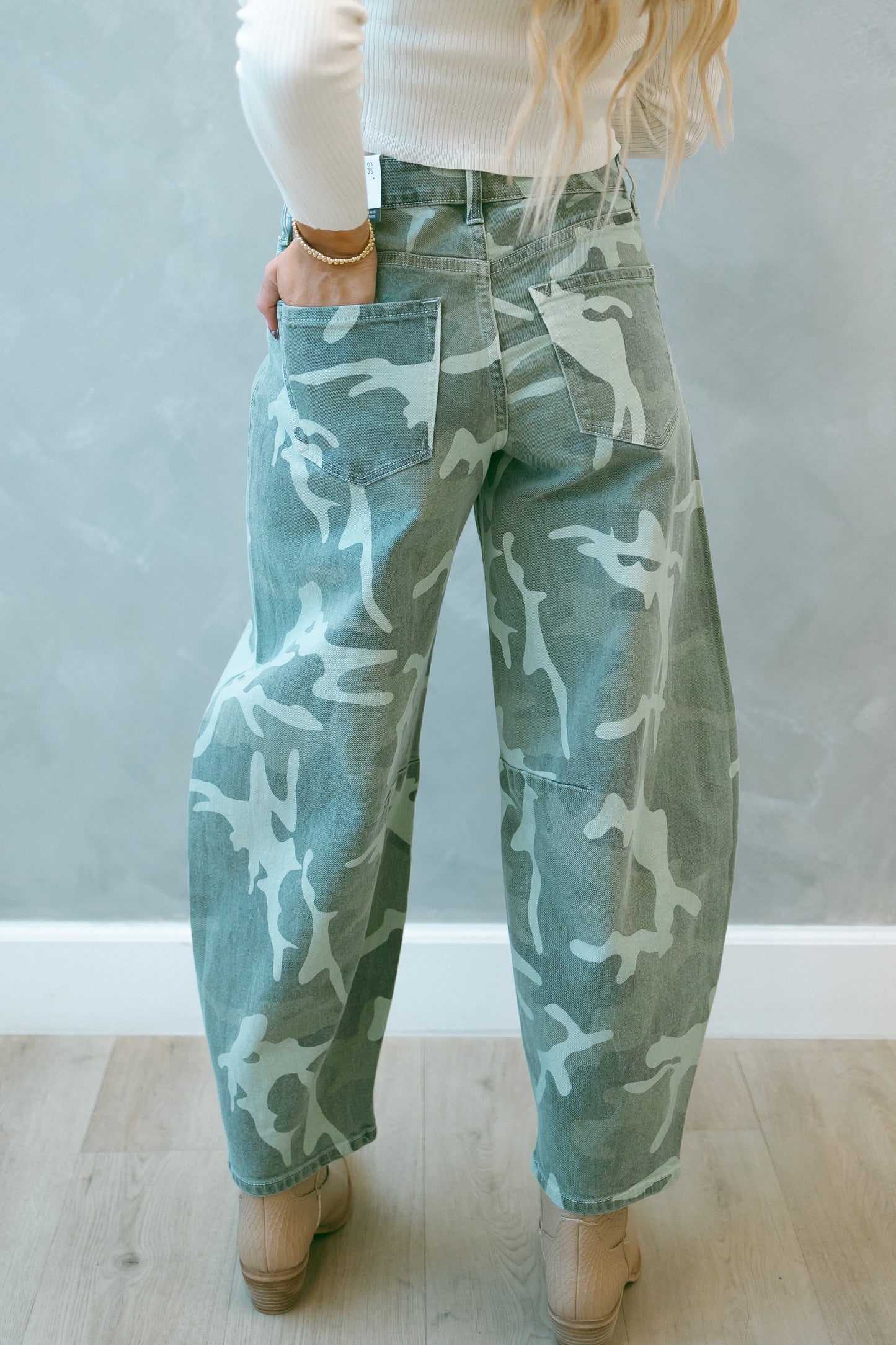 The Trailblazer Crop Jeans LV