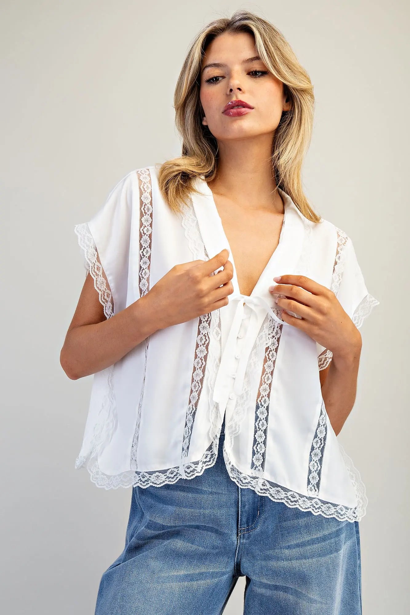 CHARLESTON LACE TOP