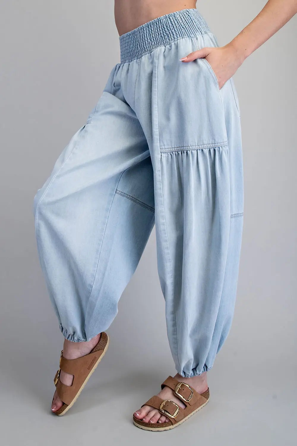 COASTAL ESCAPE PANTS